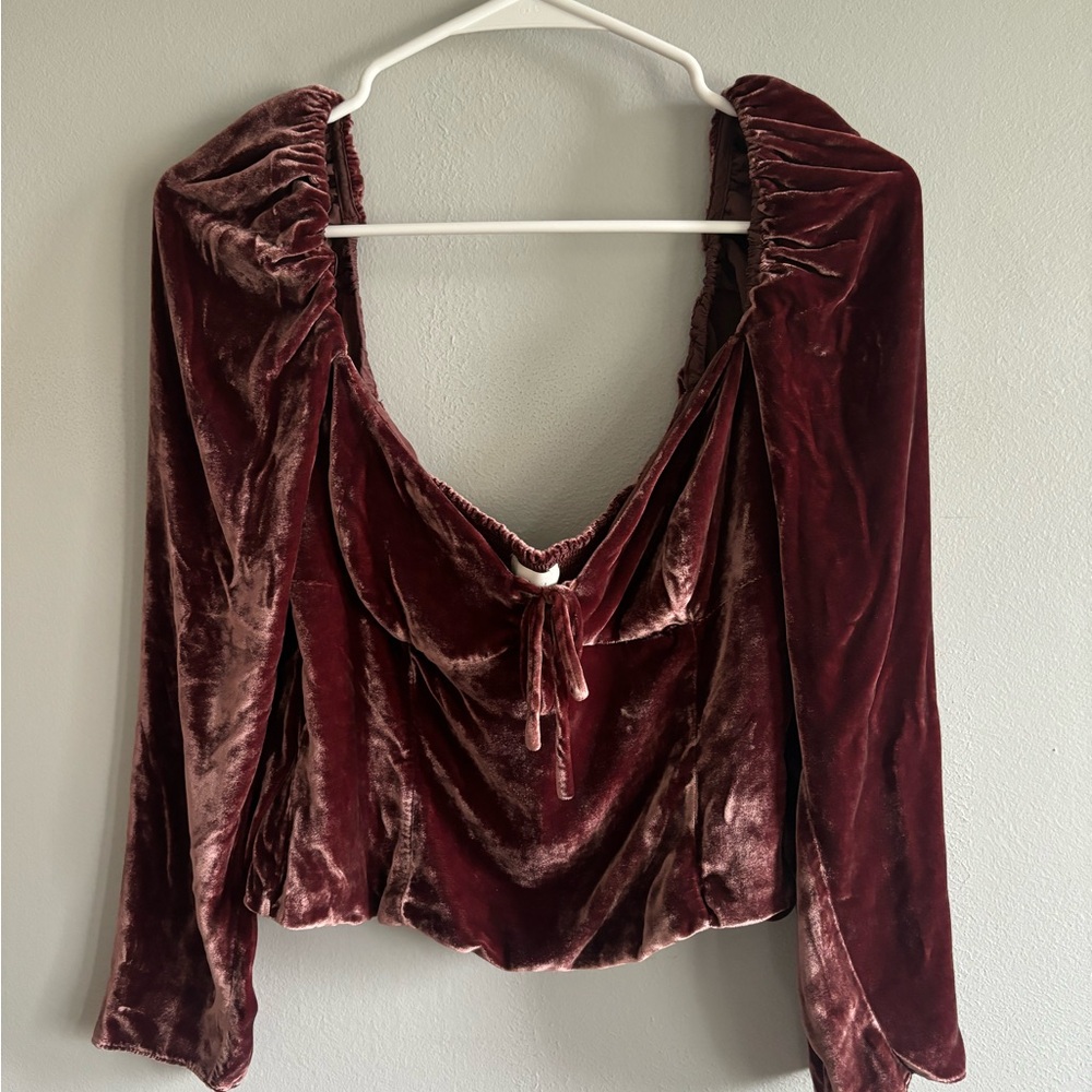 Wilfred Velvet Top in Deep Burgundy